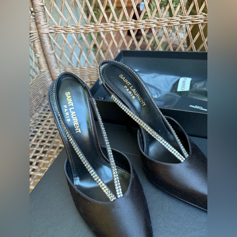 SAINT LAURENT Chacha Pump in Nero & Crystal Velvet New in Box! - Picture 8 of 16